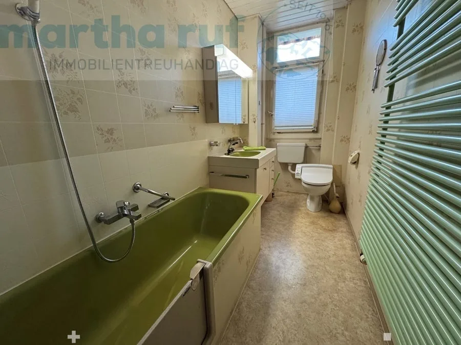 Mehrfamilienhaus mit 3 Einheiten, Scheune und grosser Garten – foto 7 di 13