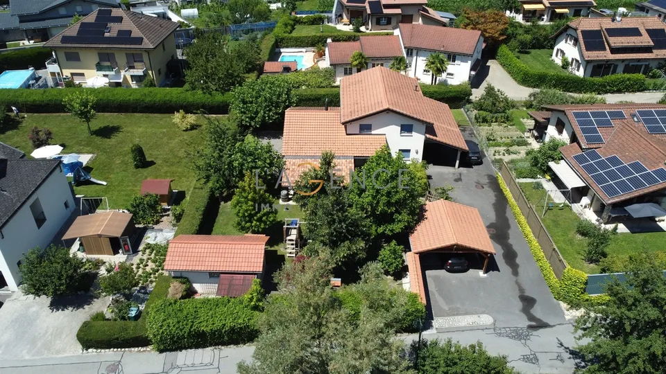 GRANDE VILLA INDIVIDUELLE DE 6,5 PIECES - FULLY