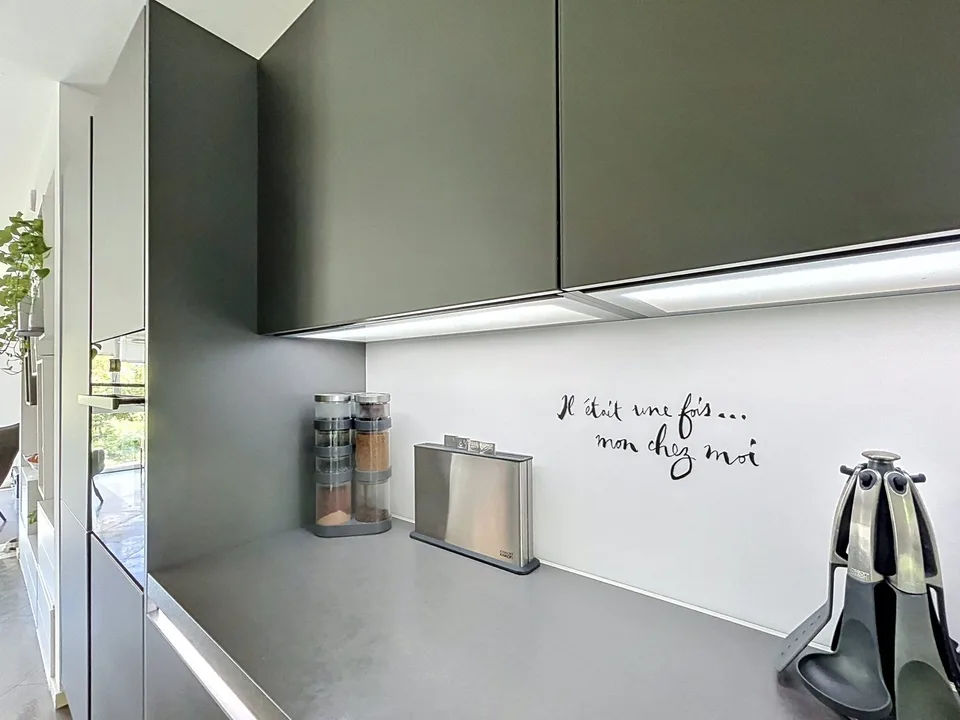 Dreieinhalb-Zimmer-Triplex mit separatem Bereich, nahe dem See und der EPFL