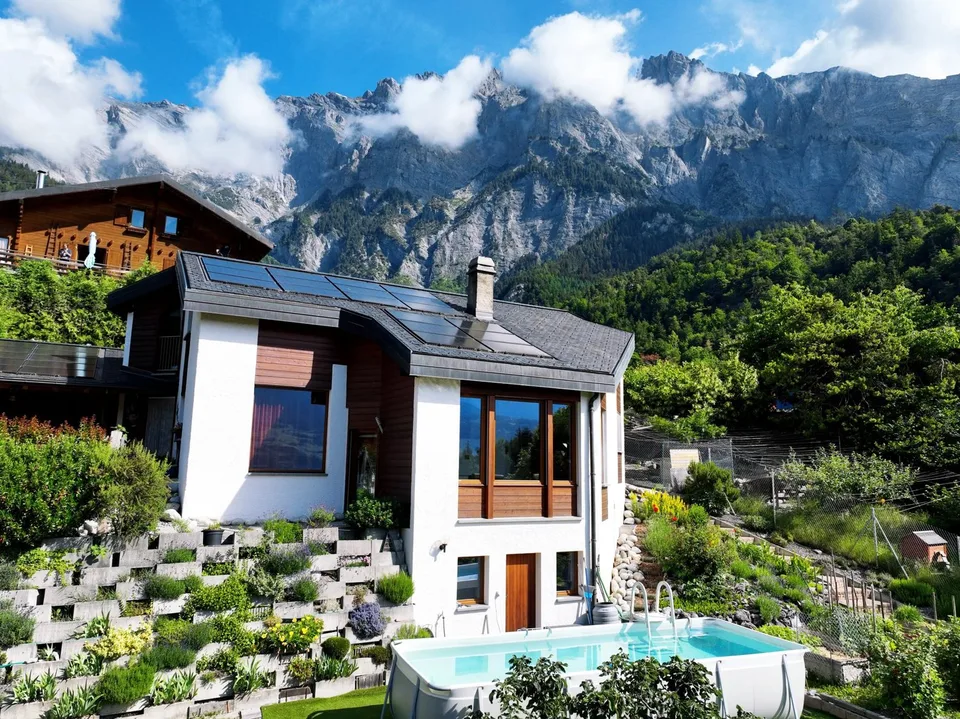 Villa familiale pleine de charme avec terrasse couverte et vue exceptionnelle à Chamoson