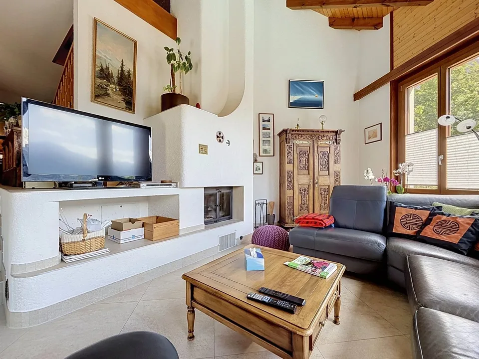 Familienvilla voller Charme mit überdachter Terrasse und außergewöhnlichem Blick in Chamoson – Foto 6 von 12