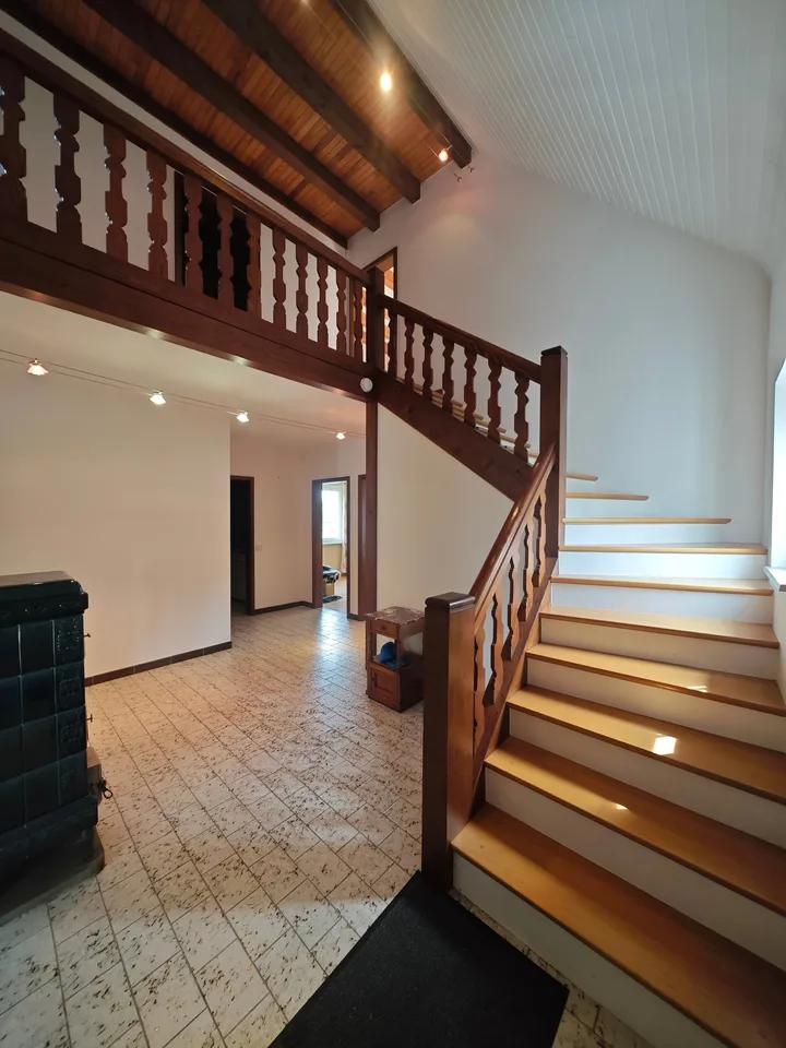 Proprietà di charme con 7 locali, piscina e dépendance amovibile vicino al confine svizzero – foto 6 di 13