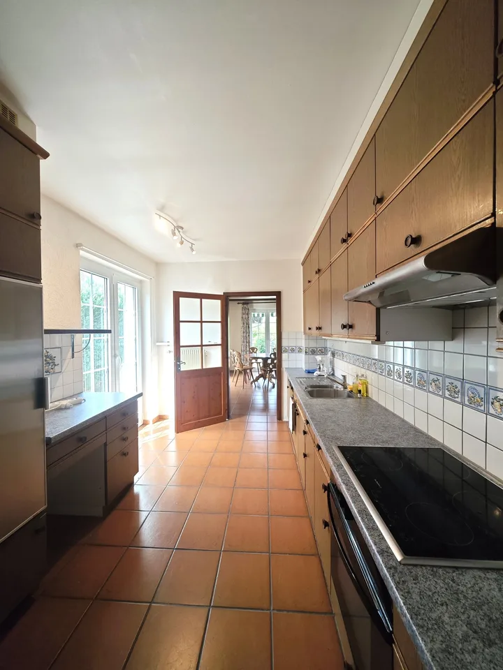 Proprietà di charme con 7 locali, piscina e dépendance amovibile vicino al confine svizzero – foto 7 di 13