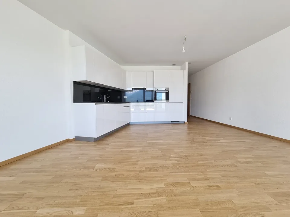 2.5-ROOM APARTMENT WITH BALCONY