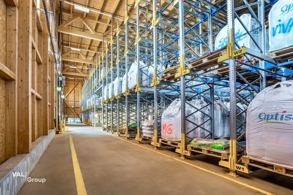 Einzigartiges Industriegebäude - Hochwertige Holzkonstruktion, vielseitige Nutzung