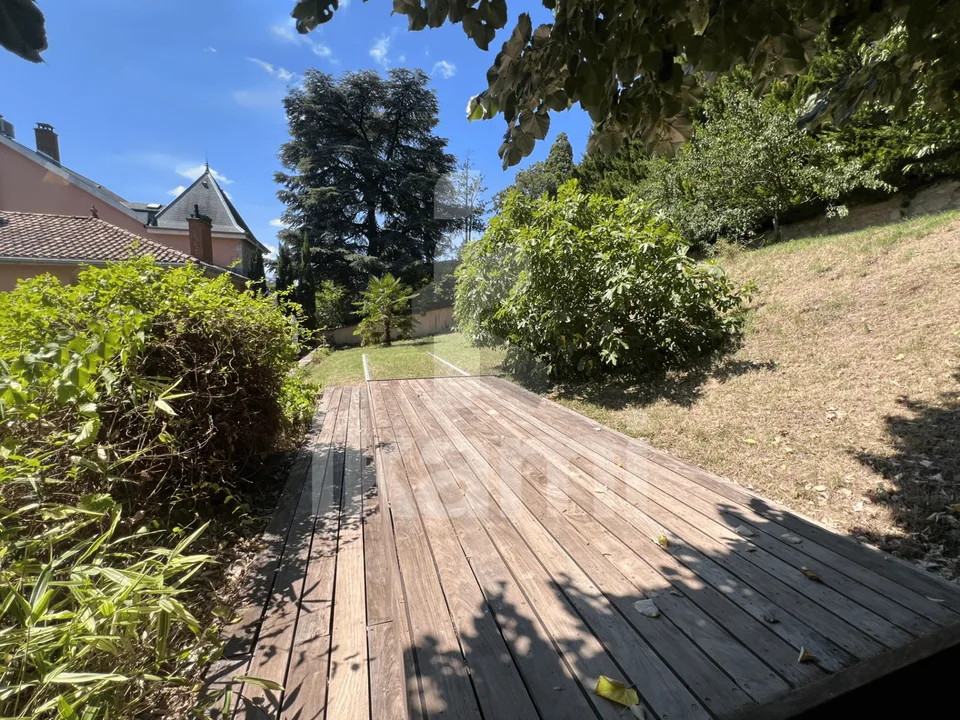 Proprietà di carattere - T10 - 1.700m² di parco – foto 12 di 13