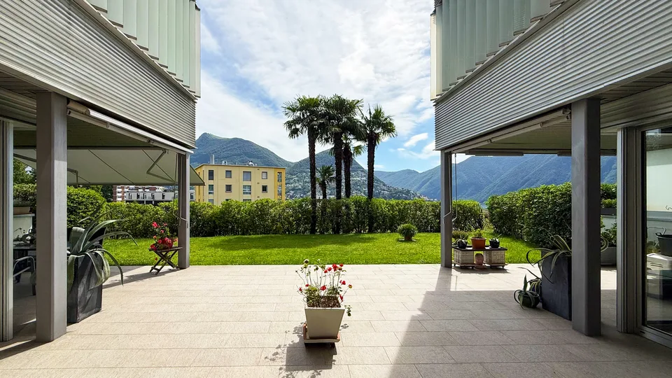 Luminoso appartamento con giardino privato in posizione strategica