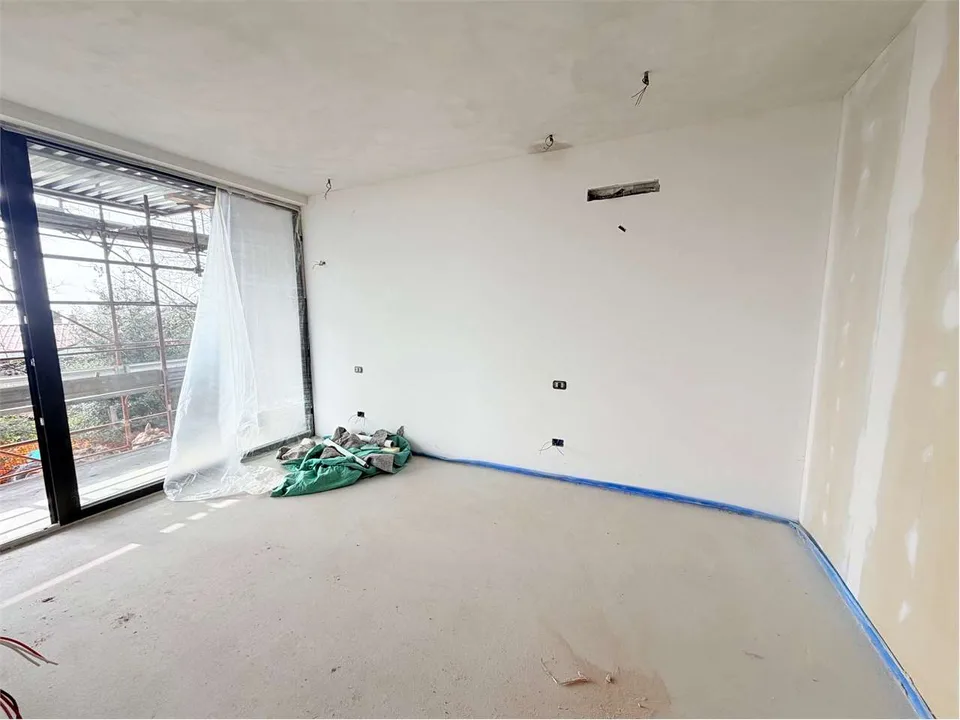Loft-style villa, newly built, with high energy efficiency – photo 11 of 13