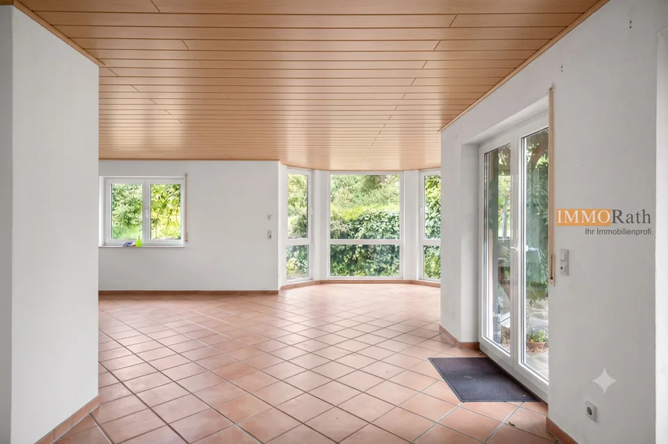 IMMORath.de - Casa Luminosa con Terrazza Accogliente & Uno