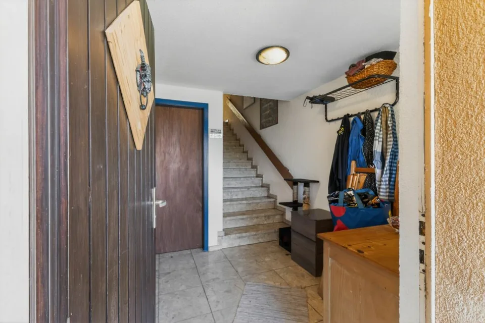Casa a schiera con vista imprenabile, balcone spazioso, posizione rialzata e molta privacy – foto 21 di 30