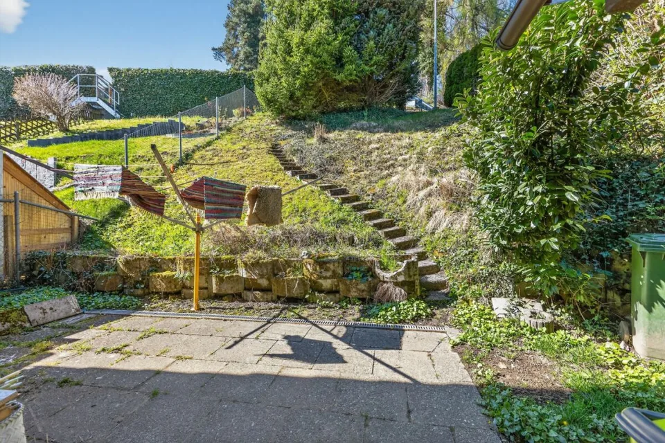 Casa a schiera con vista imprenabile, balcone spazioso, posizione rialzata e molta privacy – foto 27 di 30