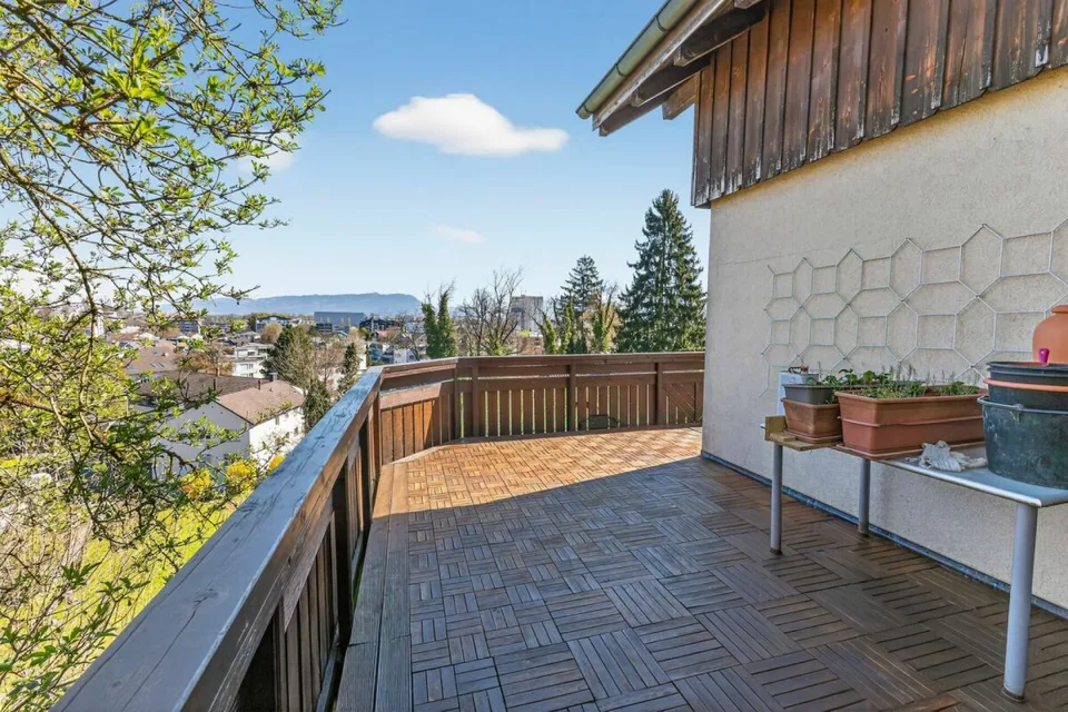 Casa a schiera con vista imprenabile, balcone spazioso, posizione rialzata e molta privacy – foto 25 di 30