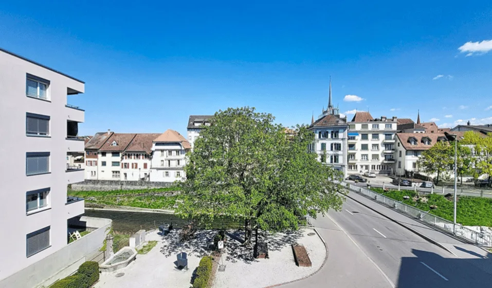Geräumige 5-Zimmer-Wohnung in Payerne renoviert – Foto 7 von 27