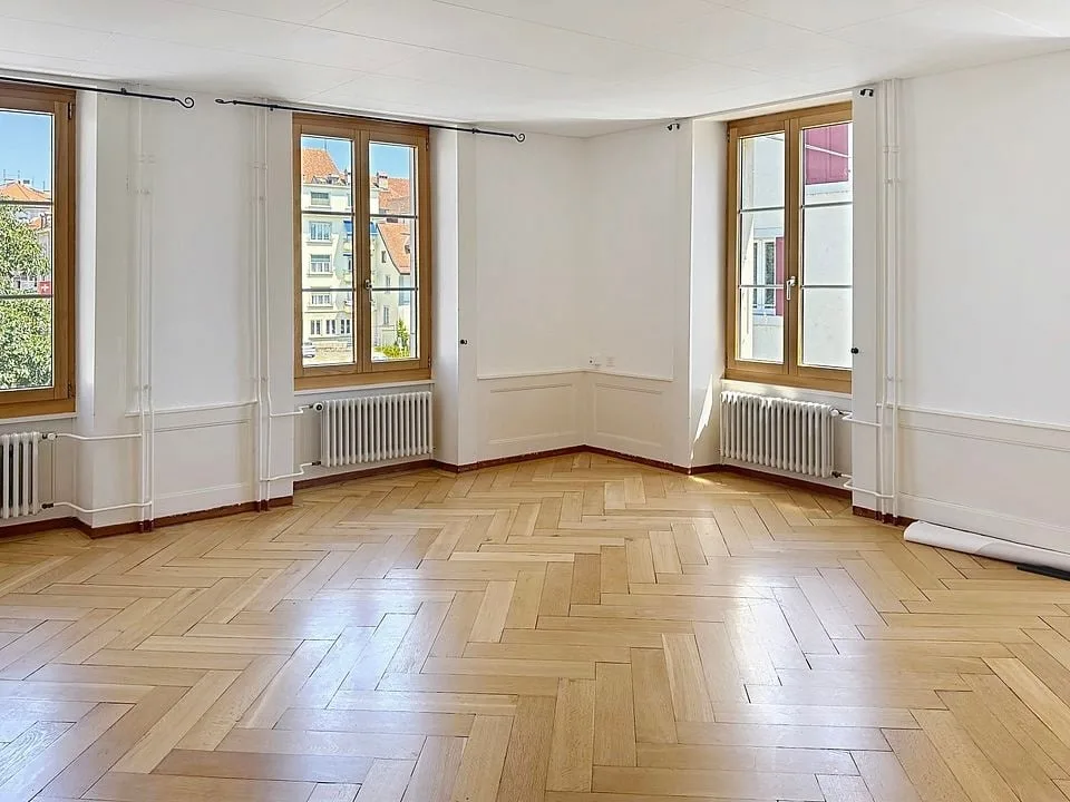 Geräumige 5-Zimmer-Wohnung in Payerne renoviert – Foto 8 von 27