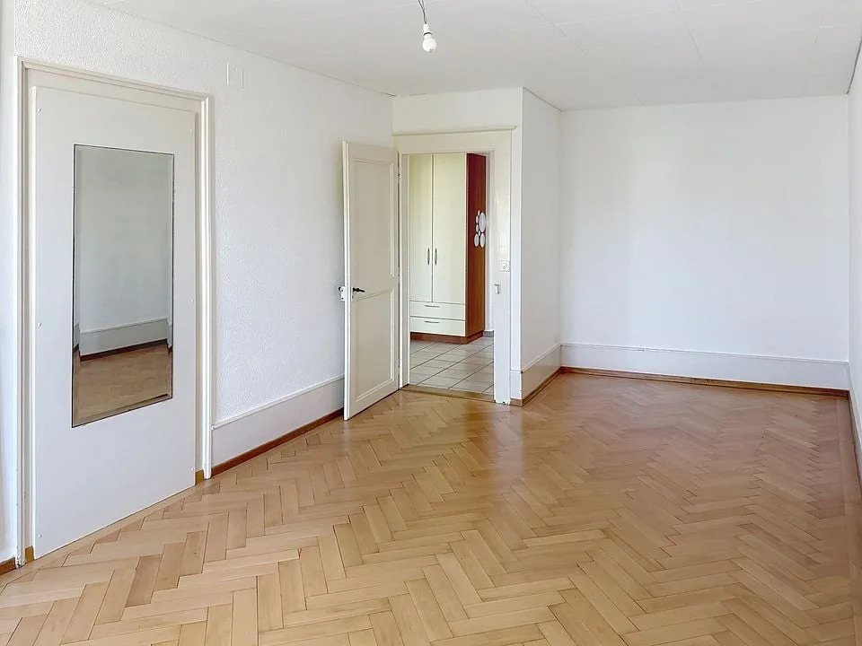 Geräumige 5-Zimmer-Wohnung in Payerne renoviert – Foto 18 von 27