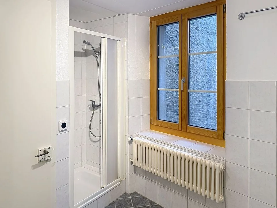 Geräumige 5-Zimmer-Wohnung in Payerne renoviert – Foto 24 von 27