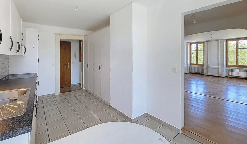 Geräumige 5-Zimmer-Wohnung in Payerne renoviert – Foto 13 von 27