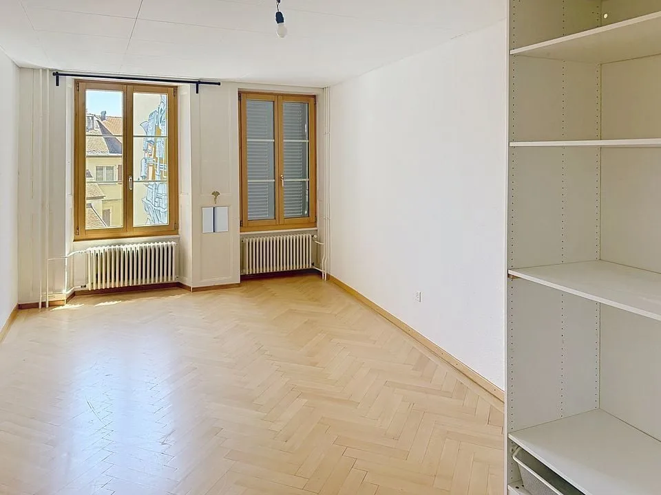 Geräumige 5-Zimmer-Wohnung in Payerne renoviert – Foto 20 von 27