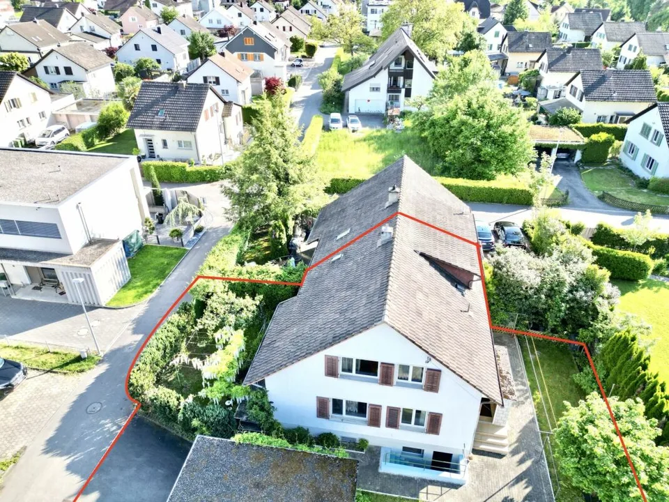 Casa a schiera familiare in una zona residenziale tranquilla