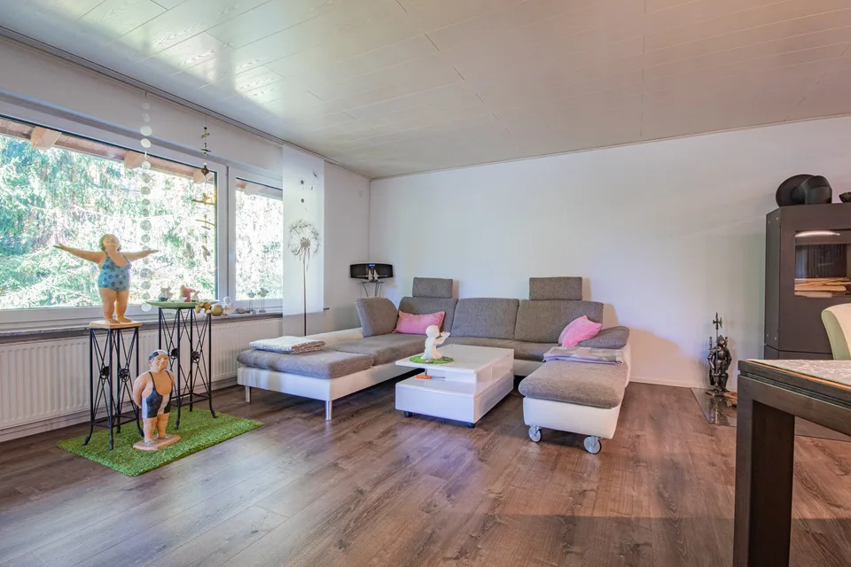Young & Smart - 2-Familienhaus mit Einliegerwohnung in Weizen