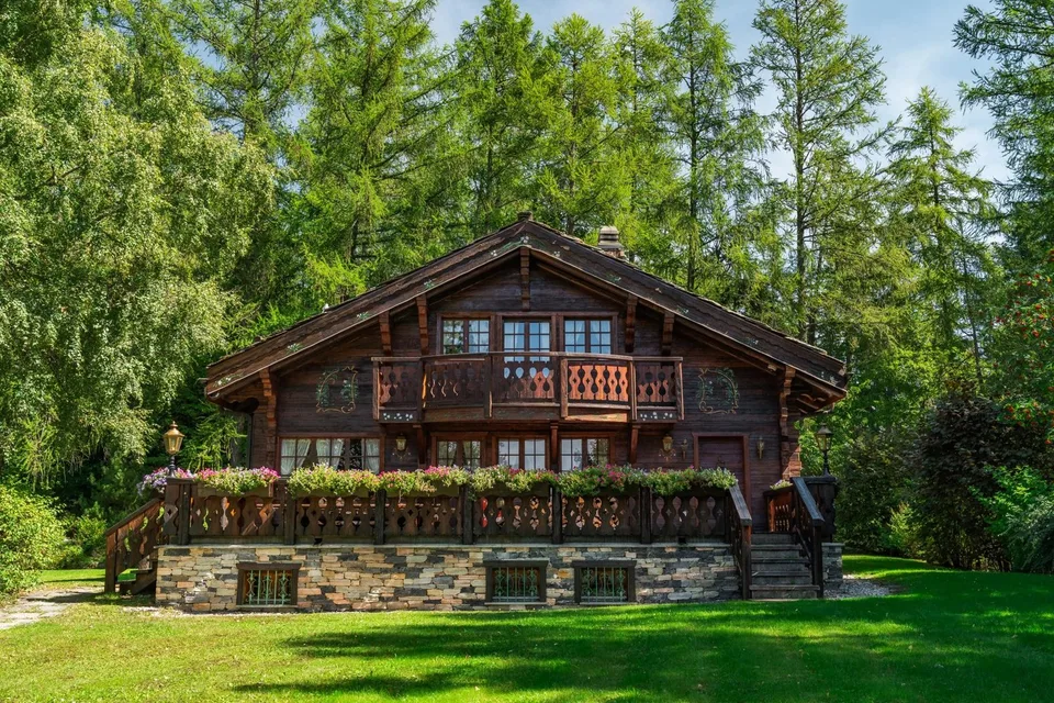 Chalet eccezionale a pochi passi dal campo da golf di Crans-Montana