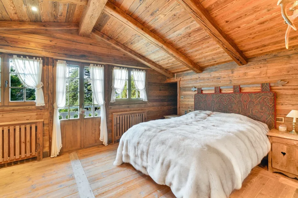 Außergewöhnliches Chalet nur wenige Schritte vom Crans-Montana Golfplatz entfernt – Foto 11 von 13