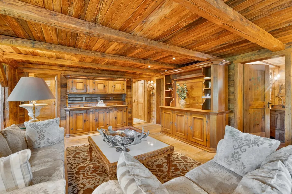 Chalet eccezionale a pochi passi dal campo da golf di Crans-Montana