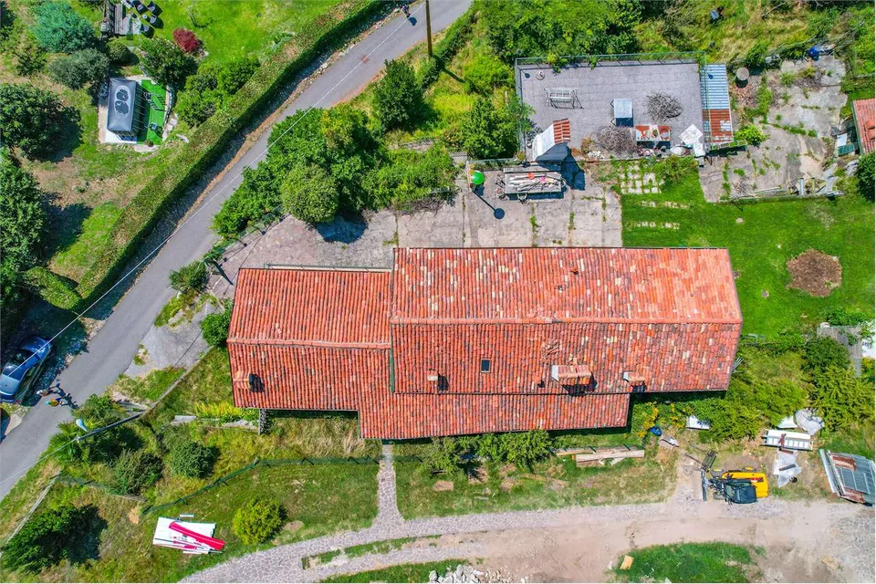 Villa zur Renovierung mit wunderschöner Seeblick und großem privaten Garten – Foto 9 von 10