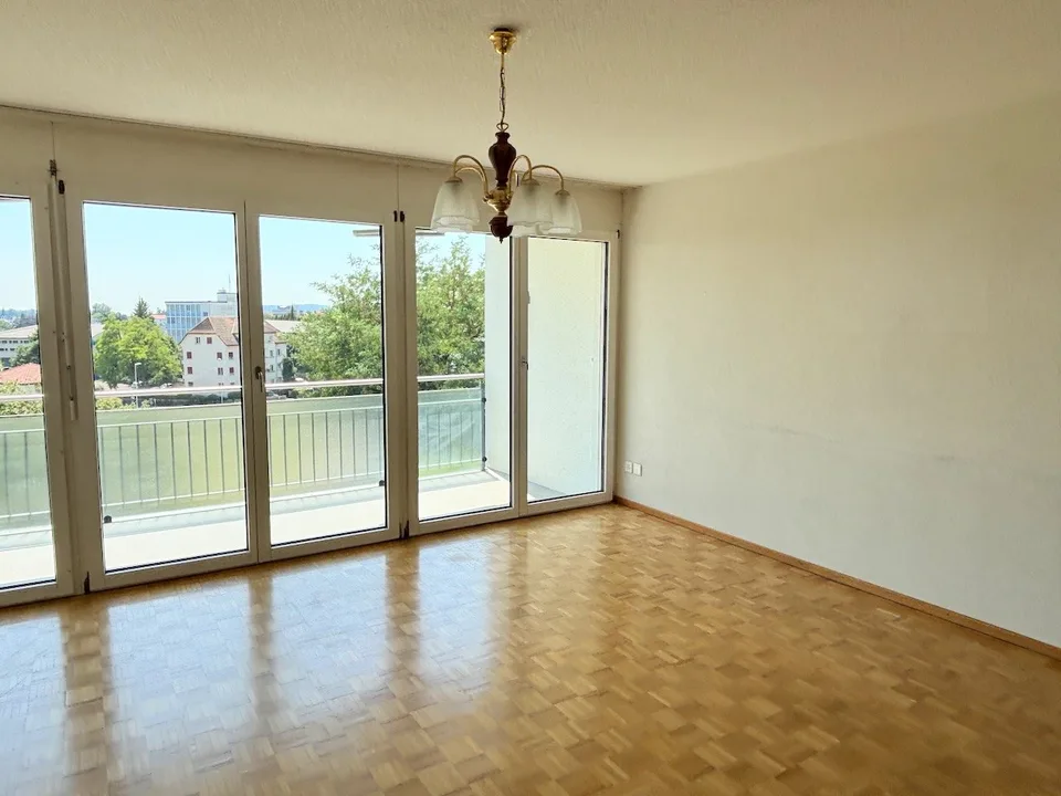 Affascinante appartamento di 4,5 locali con balcone e bella vista a Grenchen