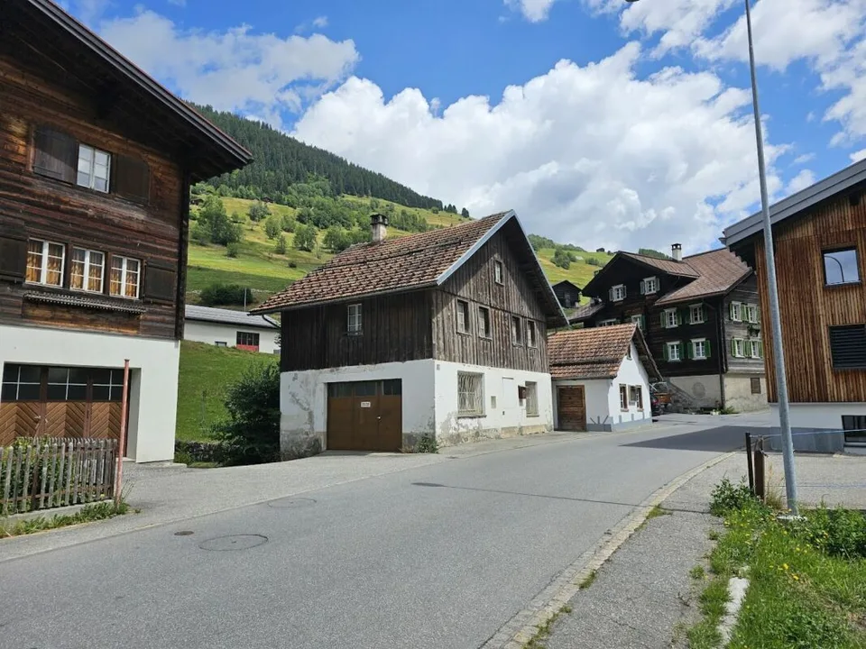 Vom Stall zum eigenen kleinen Haus