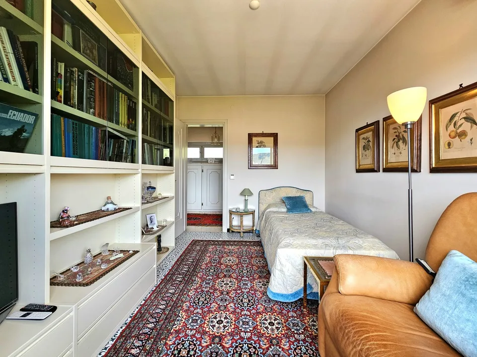 Balerna: Villa signorile con ampio giardino, terrazze, piscina e vista aperta nel verde – foto 11 di 23