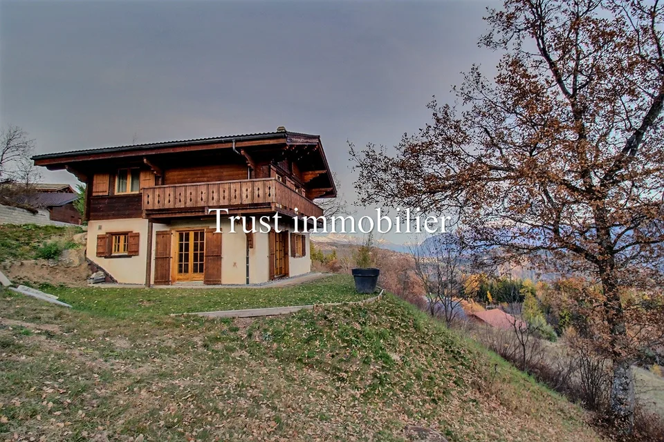 Vue splendide et charme garantis pour ce Chalet rénové