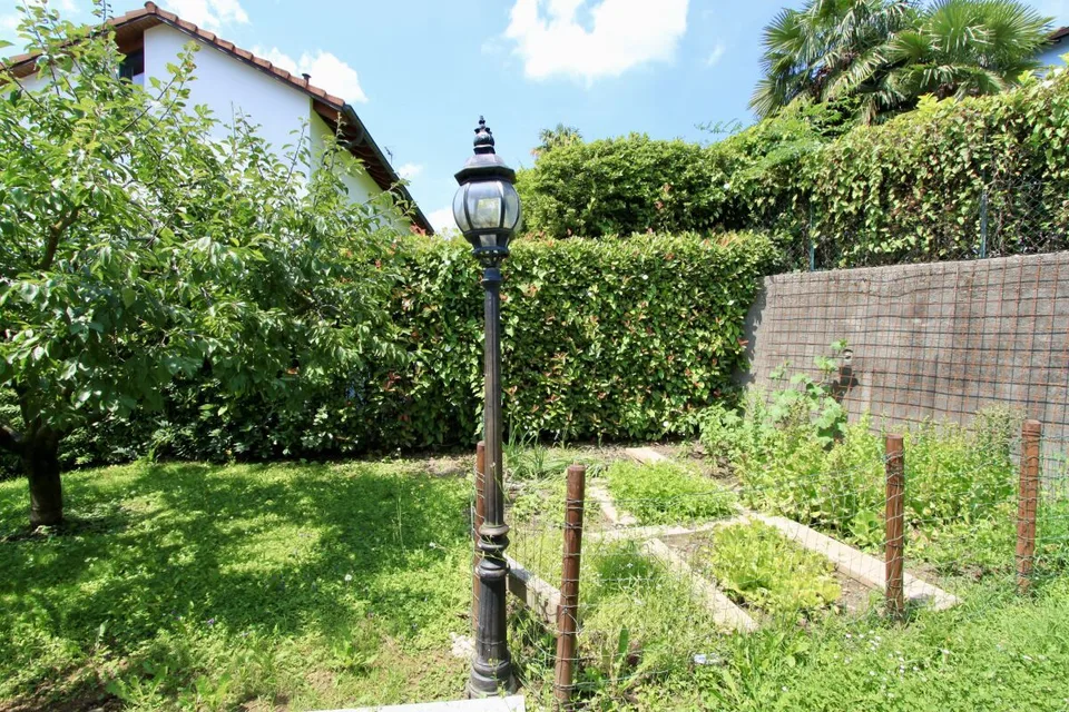 Bella villa con giardino e vista aperta sui vigneti – foto 13 di 19