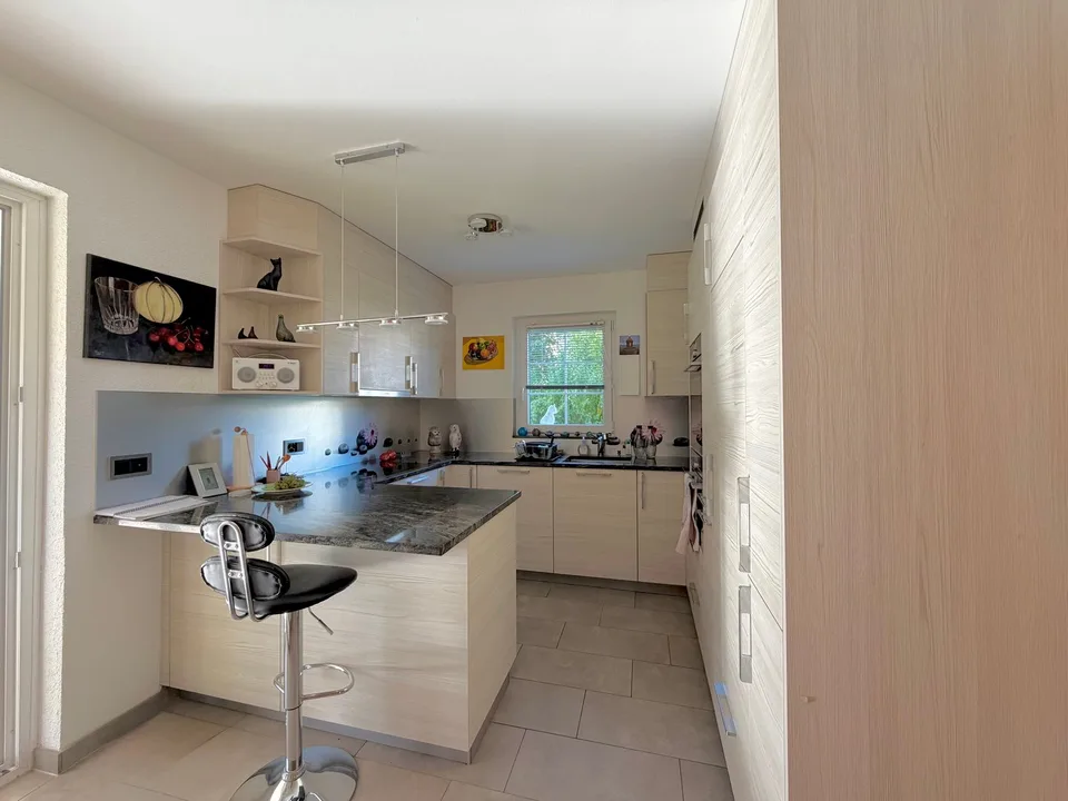 Exceptional family property with outbuilding and panoramic view in Neyruz (FR) – photo 6 of 12
