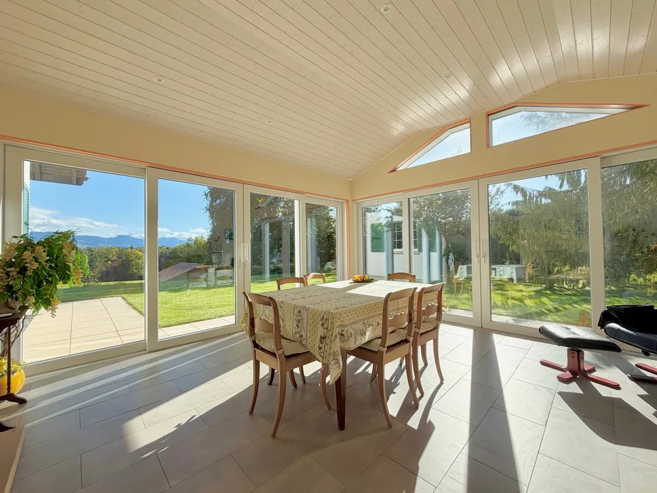 Exceptional family property with outbuilding and panoramic view in Neyruz (FR) – photo 7 of 12