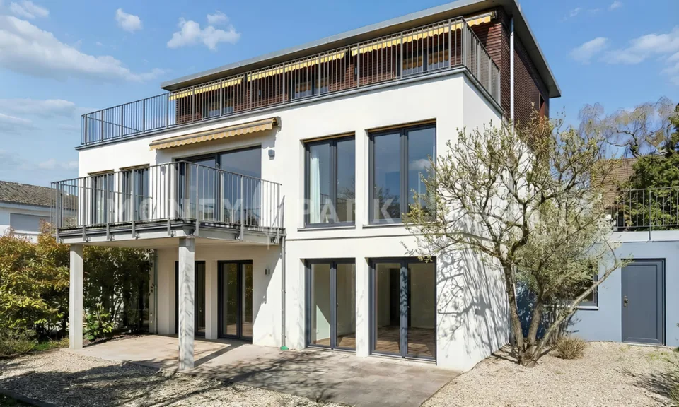 Attraktives Mehrfamilienhaus mit flexiblen Nutzungsmöglichkeiten