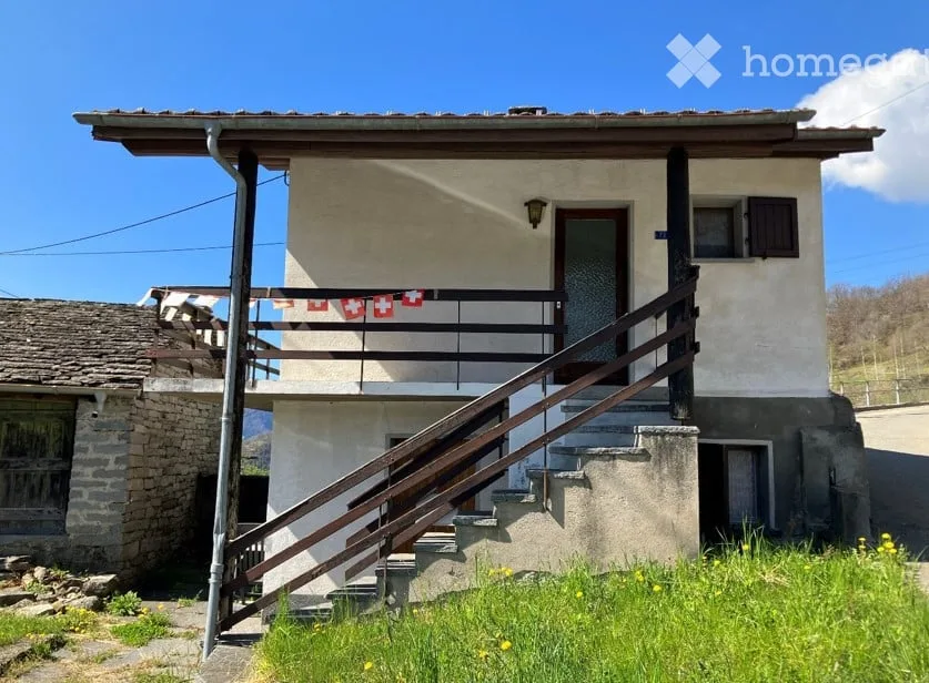(Ferien-) Haus und Stall/Rustico in Sta. Maria im Calancatal