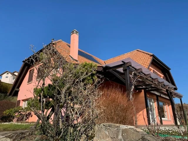 Villa incantevole con 6,5 locali e vista panoramica sul lago e le montagne! – foto 12 di 13