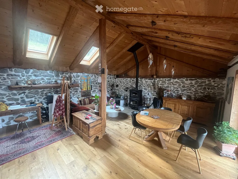 Two-unit house, completely renovated