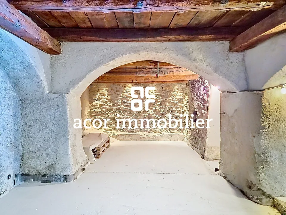 Casa di villaggio con potenziale nel cuore di Chamoson