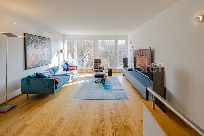 Maison individuelle d'angle moderne avec unité studio (en droit de construction) dans un quartier résidentiel calme et populaire – photo 6 sur 12