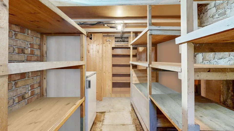 Casa a due generazioni con potenziale nel villaggio di Liesberg – foto 24 di 31