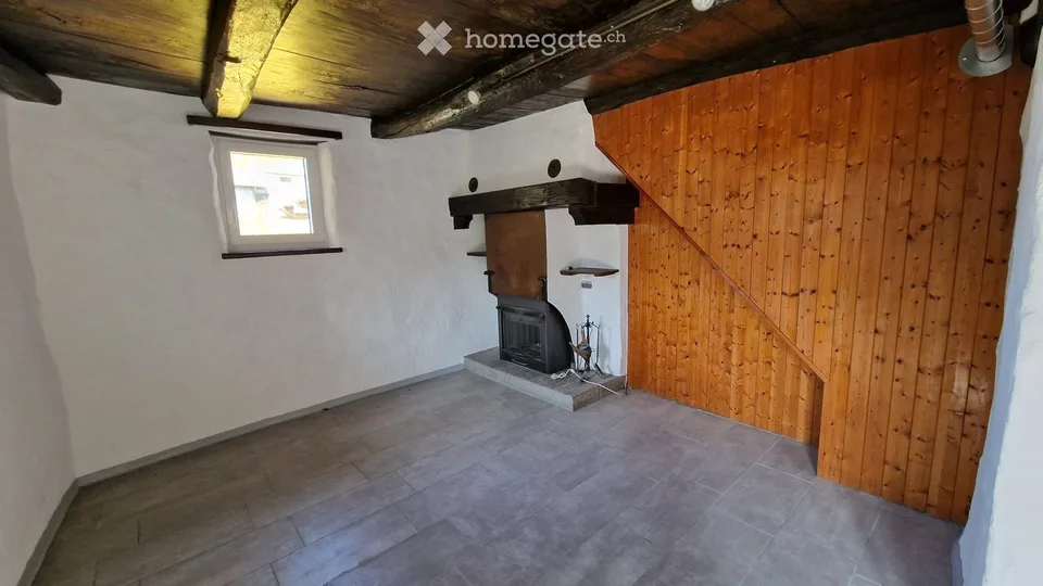 Rustikales Haus renoviert + benachbartes Rustikales Haus zur Renovierung