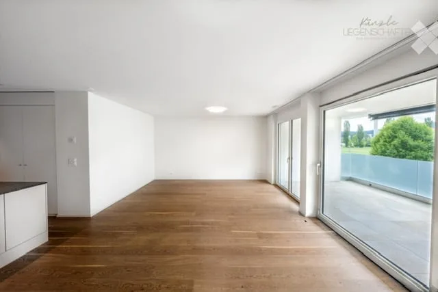 Helle 4.5-Zimmerwohnung an bester Lage im Glattpark