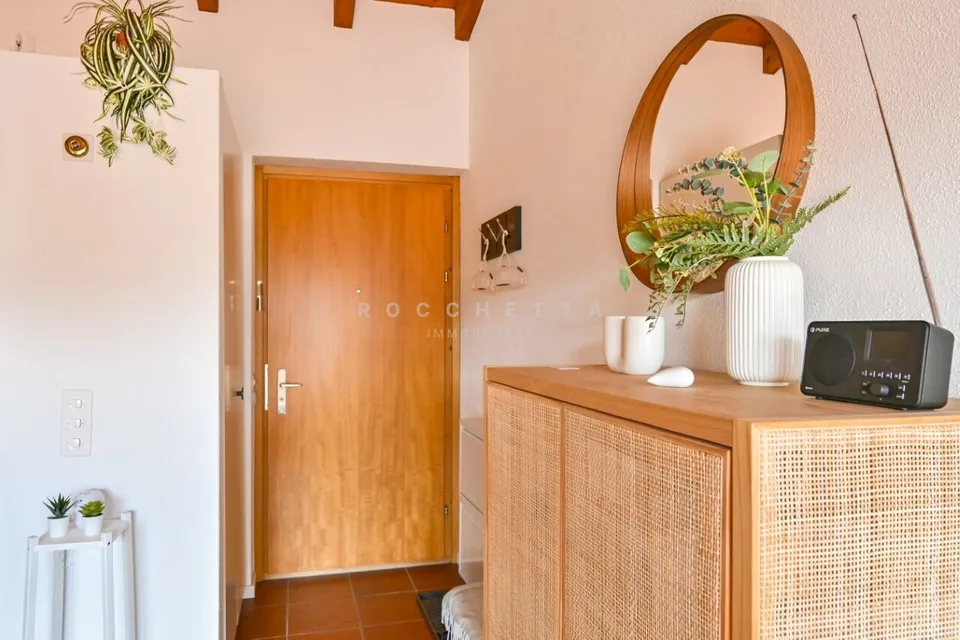 Grazioso appartamento duplex arredato con gusto e con grande terrazza