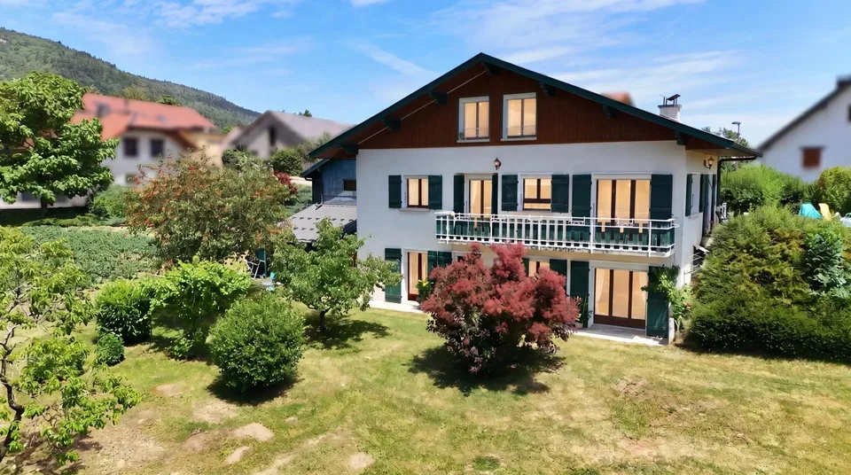 Vovray-en-Bornes : Maison individuelle de type 7 avec jardin
