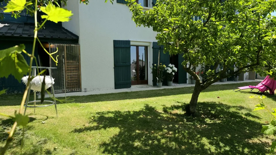 Vovray-en-Bornes: Einzelhaus vom Typ 7 mit Garten