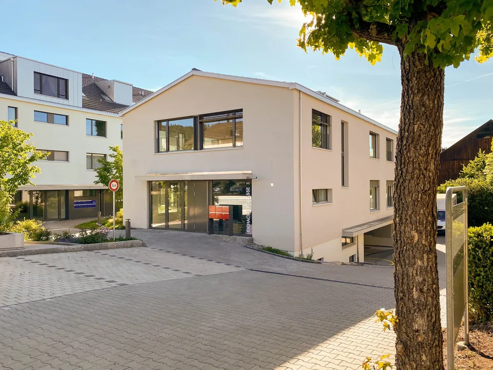 Unità commerciali completamente affittate a Eichacher, Aesch Zürich