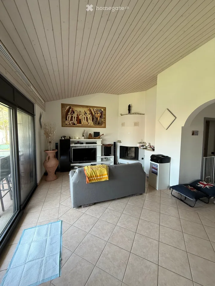 Semi-detached house in Sementina
