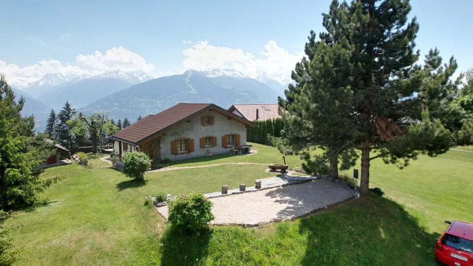 Copia: Autentico chalet con vista panoramica